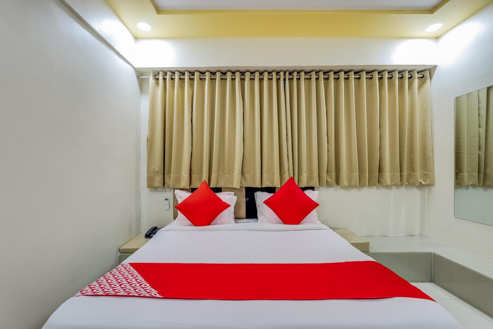 Collection O Hotel Alice Ахмедабад Екстер'єр фото